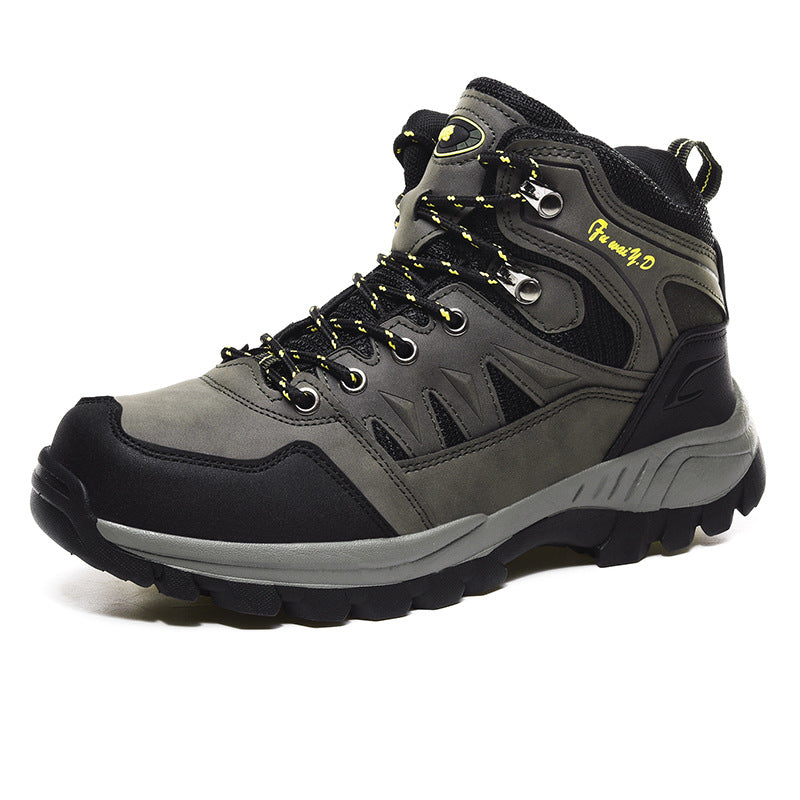 Outdoor climbing shoes